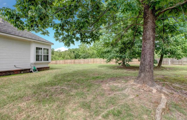 76 Woodridge Drive, Little Rock, AR 72204