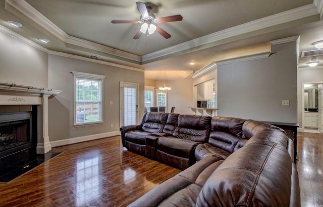 76 Woodridge Drive, Little Rock, AR 72204