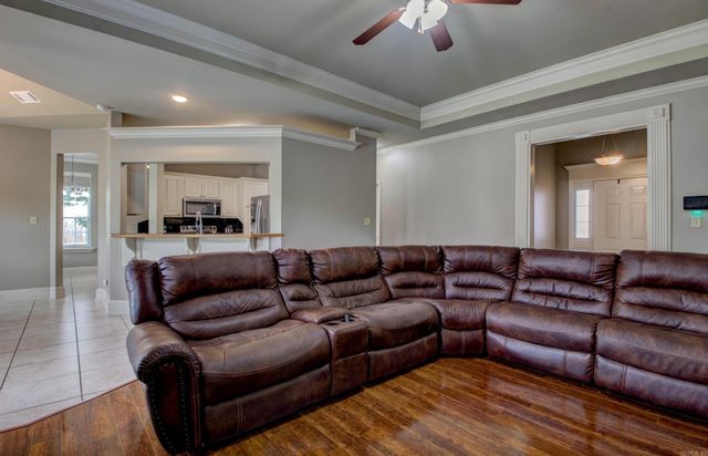 76 Woodridge Drive, Little Rock, AR 72204