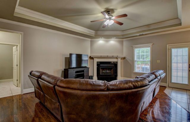 76 Woodridge Drive, Little Rock, AR 72204