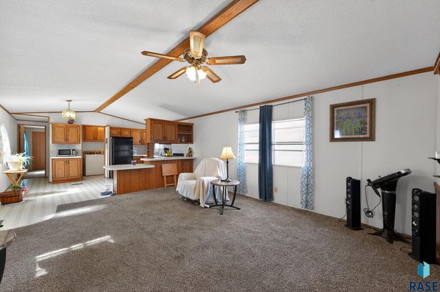 607 Bobwhite Pl Place, Sioux Falls, SD 57107