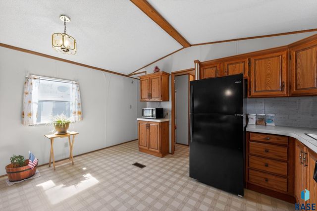 607 Bobwhite Pl Place, Sioux Falls, SD 57107