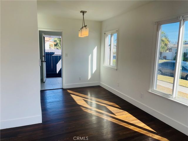 2221 Granada, Long Beach, CA 90815