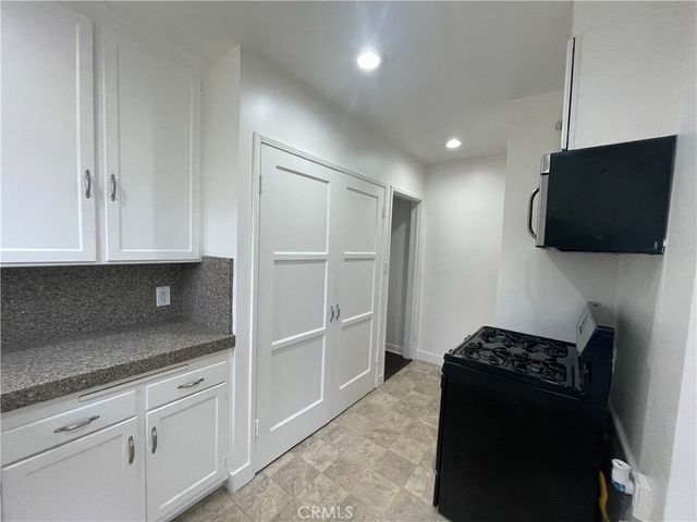 2221 Granada, Long Beach, CA 90815