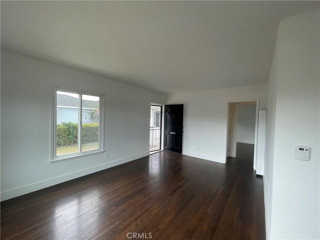 2221 Granada, Long Beach, CA 90815