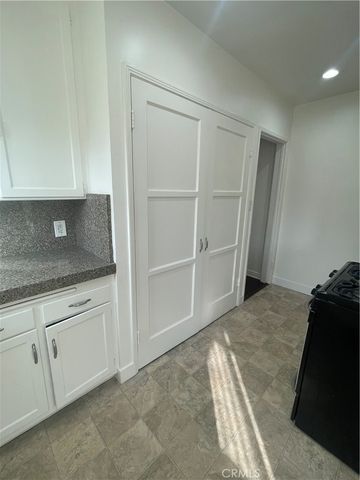 2221 Granada, Long Beach, CA 90815