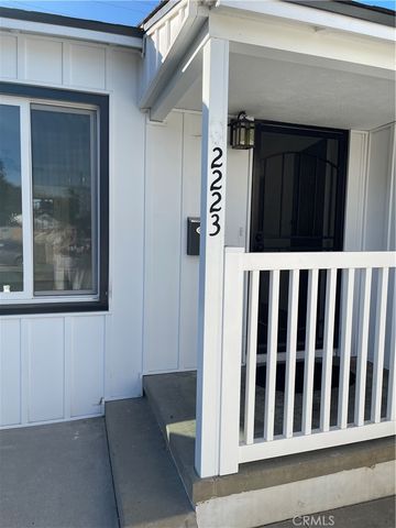 2221 Granada, Long Beach, CA 90815