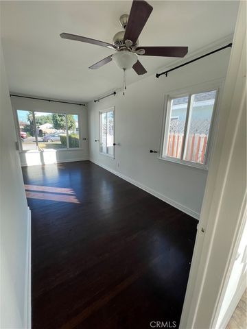 2221 Granada, Long Beach, CA 90815