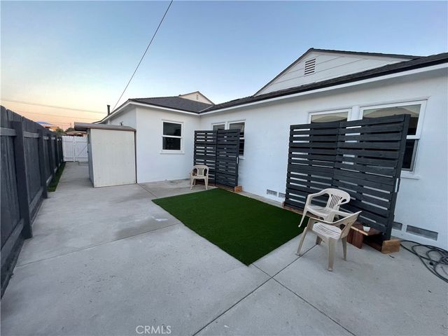 2221 Granada, Long Beach, CA 90815