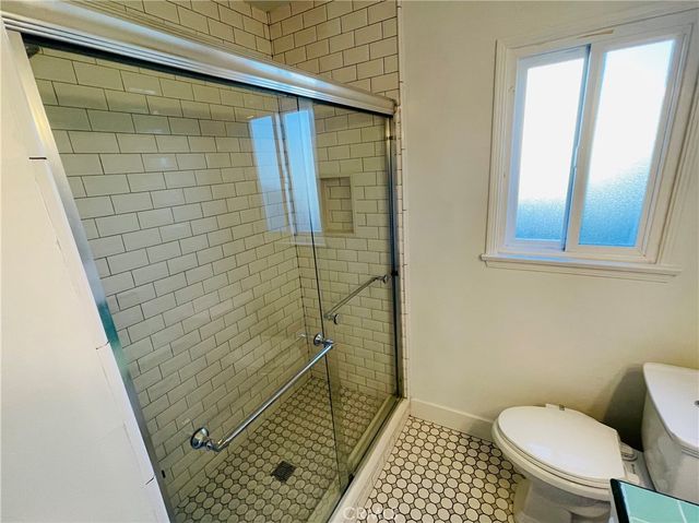 2221 Granada, Long Beach, CA 90815