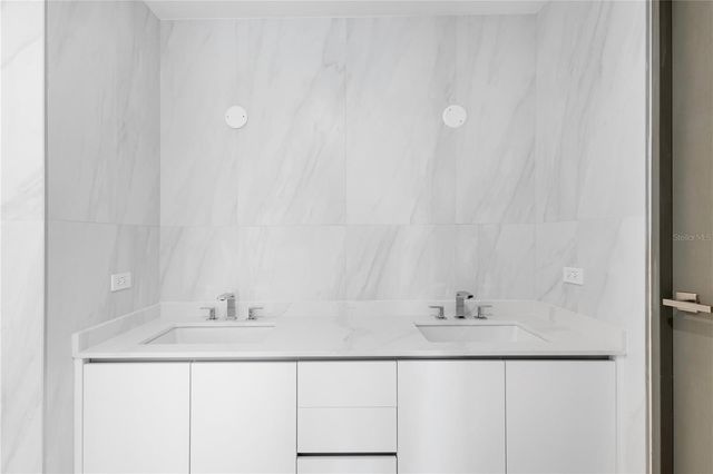 540 AVE DE LA CONSTITUCIÓN 502, San Juan, PR 00901