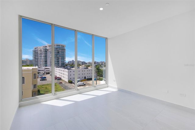 540 AVE DE LA CONSTITUCIÓN 502, San Juan, PR 00901