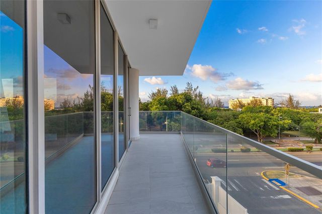 540 AVE DE LA CONSTITUCIÓN 502, San Juan, PR 00901