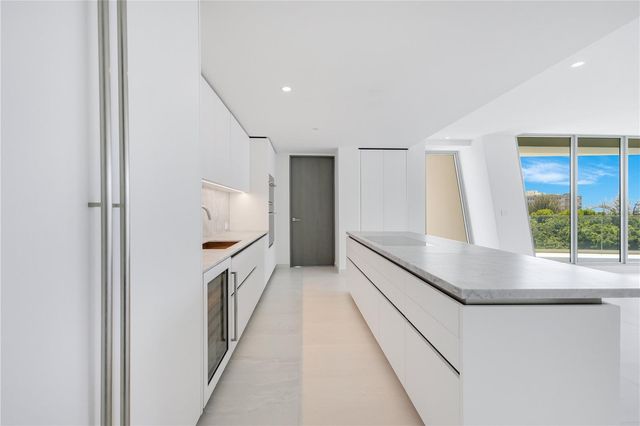 540 AVE DE LA CONSTITUCIÓN 502, San Juan, PR 00901