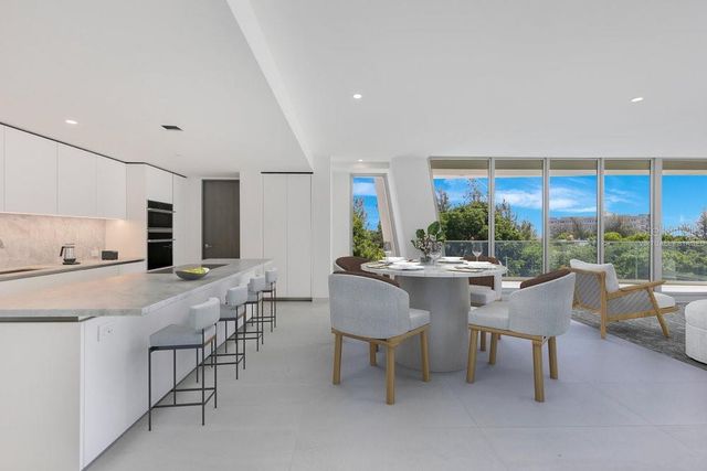 540 AVE DE LA CONSTITUCIÓN 502, San Juan, PR 00901