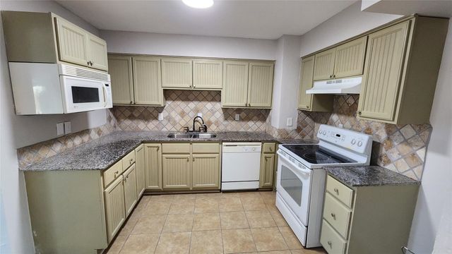 808 Howell Drive, Coppell, TX 75019