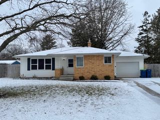 2581 Valley Drive, Saginaw, MI 48603