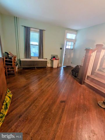 514 W 1ST AVE, Parkesburg, PA 19365