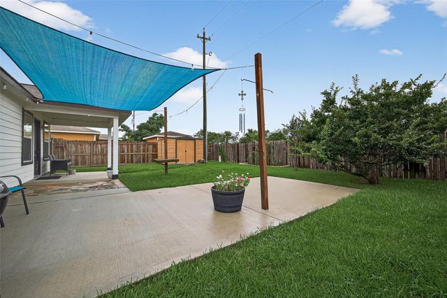 919 Wild Cotton Road, Rosenberg, TX 77471