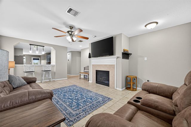 919 Wild Cotton Road, Rosenberg, TX 77471