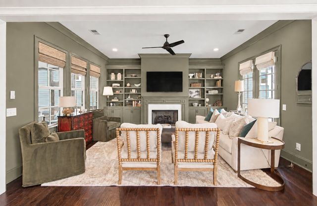 2016 Garfield St, Nashville, TN 37221