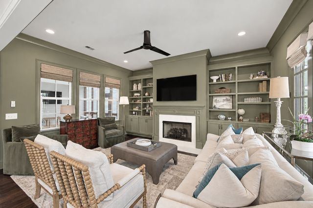 2016 Garfield St, Nashville, TN 37221