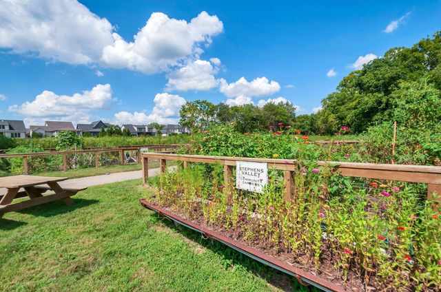 2016 Garfield St, Nashville, TN 37221