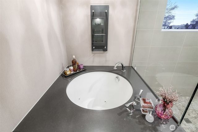 811 Laguna Drive, Moses Lake, WA 98837