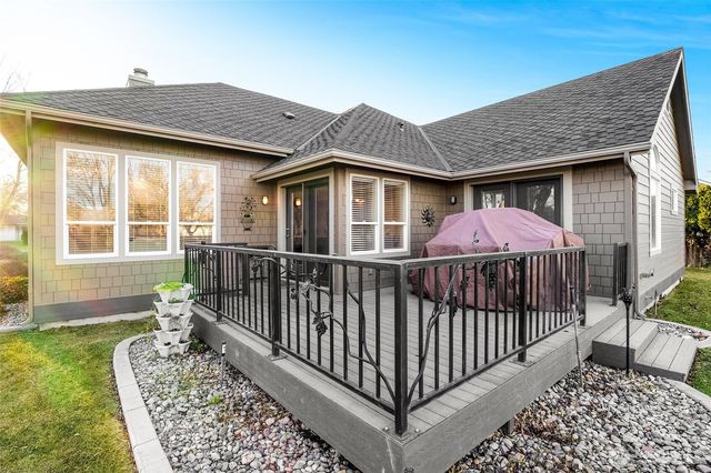 811 Laguna Drive, Moses Lake, WA 98837