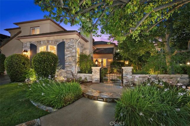 36 Walnut Creek, Irvine, CA 92602