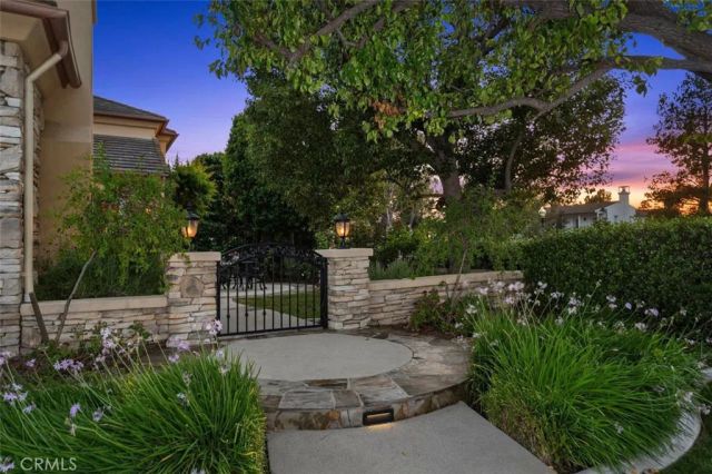 36 Walnut Creek, Irvine, CA 92602