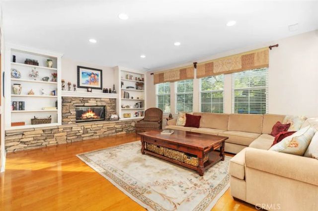 36 Walnut Creek, Irvine, CA 92602