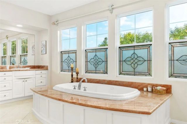 36 Walnut Creek, Irvine, CA 92602