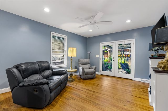 108 Poplar Drive, Greer, SC 29651