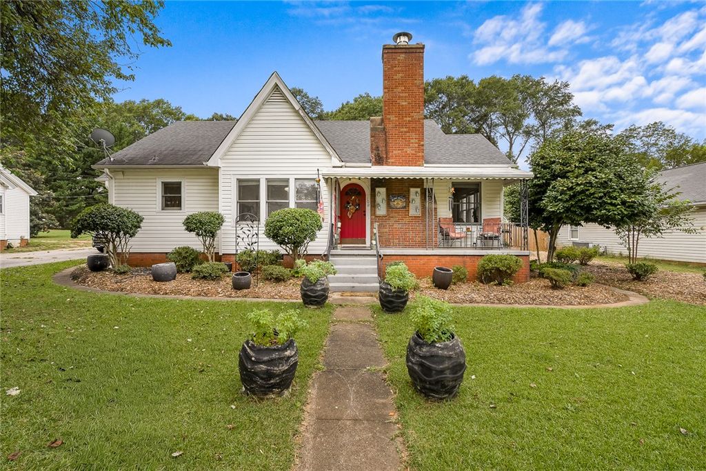 108 Poplar Drive, Greer, SC 29651