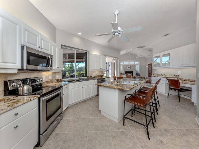 406 TRENWICK LANE, Venice, FL 34293