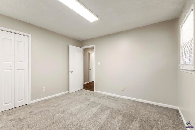 105 Kim Way, Warner Robins, GA 31088