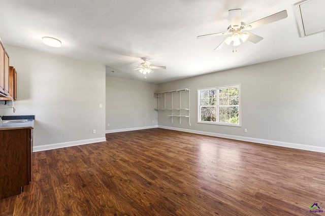 105 Kim Way, Warner Robins, GA 31088