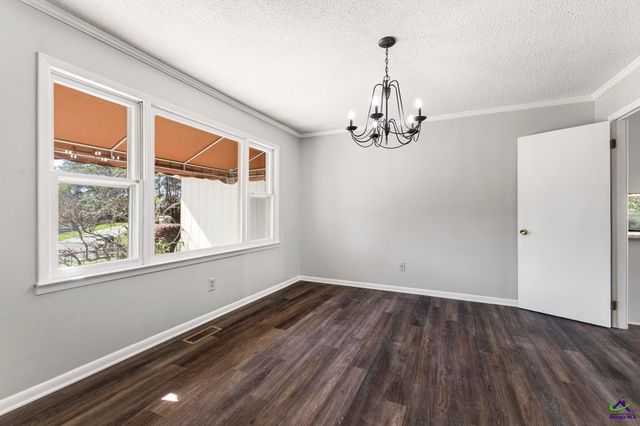 105 Kim Way, Warner Robins, GA 31088