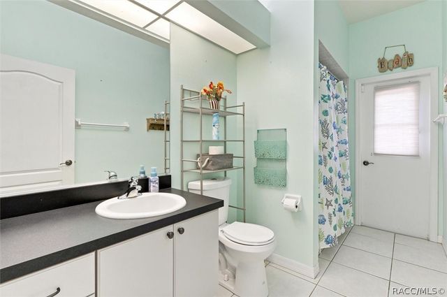 5 Cyclamen Court W, Homosassa, FL 34446