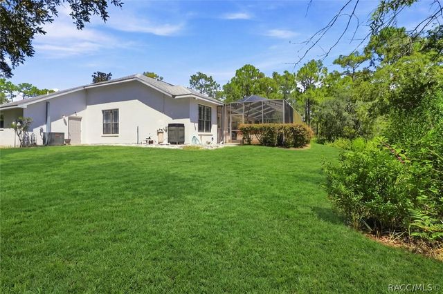 5 Cyclamen Court W, Homosassa, FL 34446