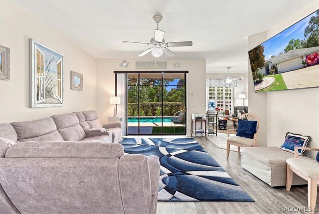 5 Cyclamen Court W, Homosassa, FL 34446