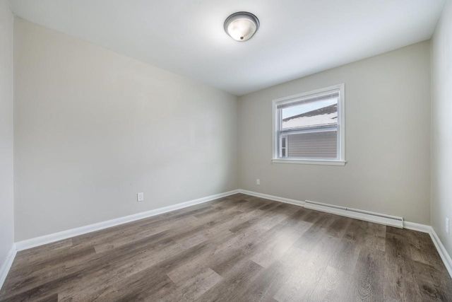 1201 W BREWSTER STREET, Appleton, WI 54914