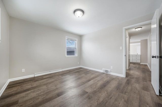 1201 W BREWSTER STREET, Appleton, WI 54914