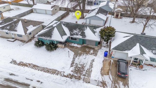 1201 W BREWSTER STREET, Appleton, WI 54914