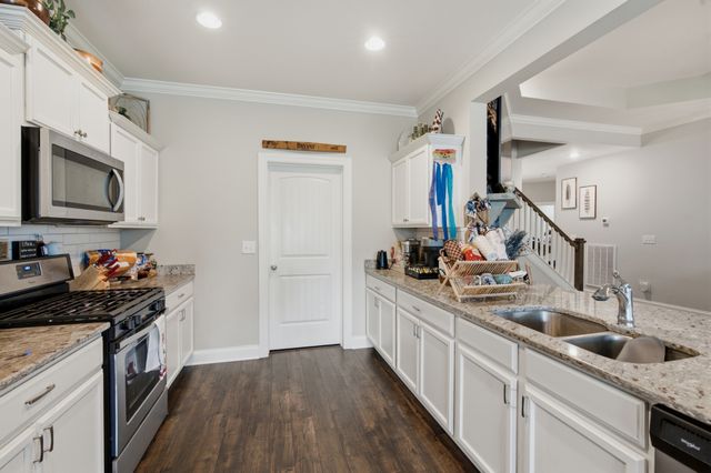 6253 Del Sol Dr, Whites Creek, TN 37189