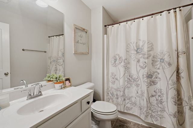 6253 Del Sol Dr, Whites Creek, TN 37189
