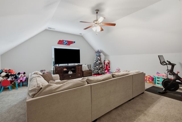6253 Del Sol Dr, Whites Creek, TN 37189