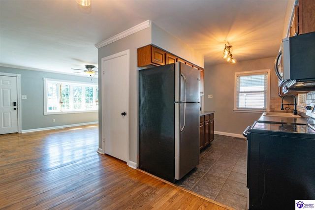 615 Pike Street, Elizabethtown, KY 42701