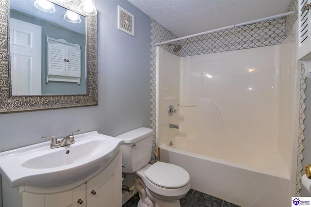 615 Pike Street, Elizabethtown, KY 42701